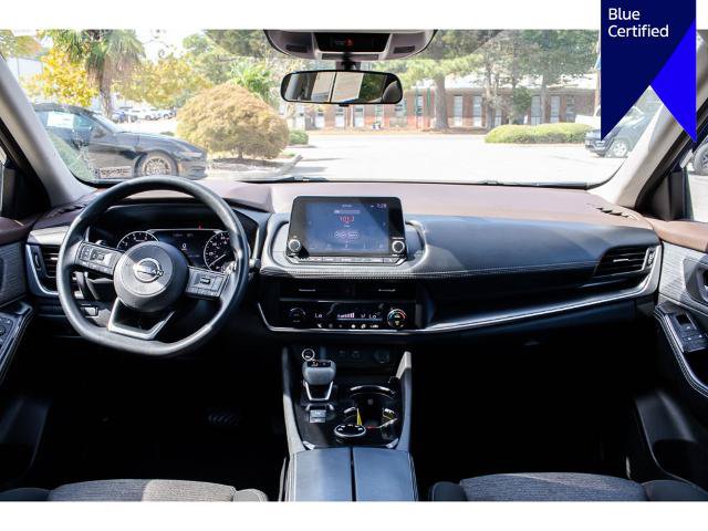Used 2023 Nissan Rogue SV AWD/4WD image 12
