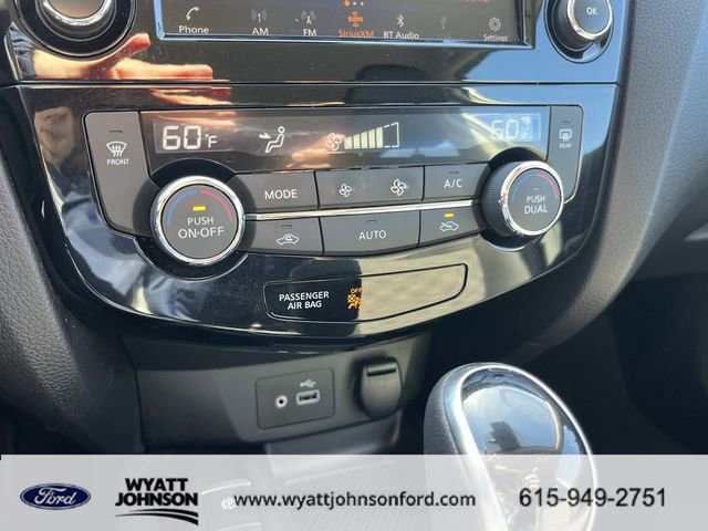 Used 2022 Nissan Rogue Sport SV w/ Technology Package image 34