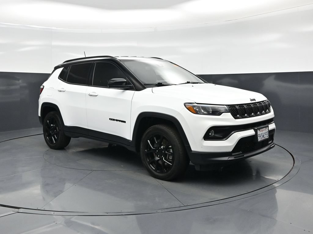 Used 2023 Jeep Compass Latitude AWD/4WD image 53