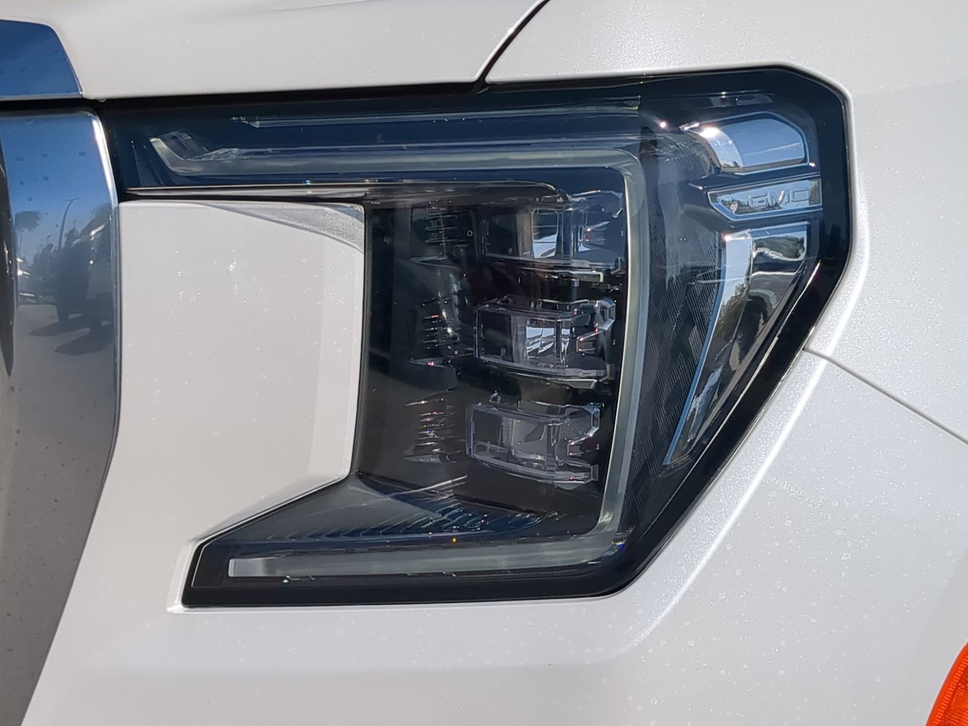 Used 2024 GMC Yukon XL Denali image 36