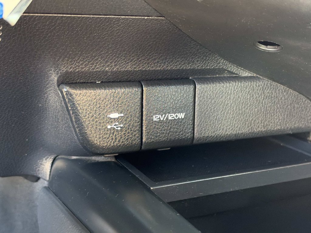 Used 2019 Toyota Camry LE FWD image 24