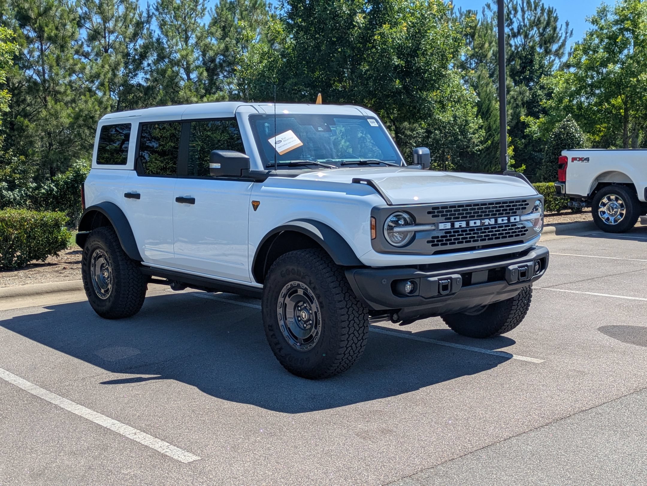 Certified 2025 Ford Bronco Badlands AWD/4WD image 2