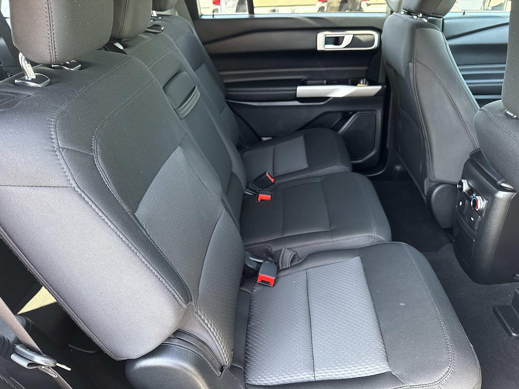 Certified 2023 Ford Explorer XLT RWD image 35
