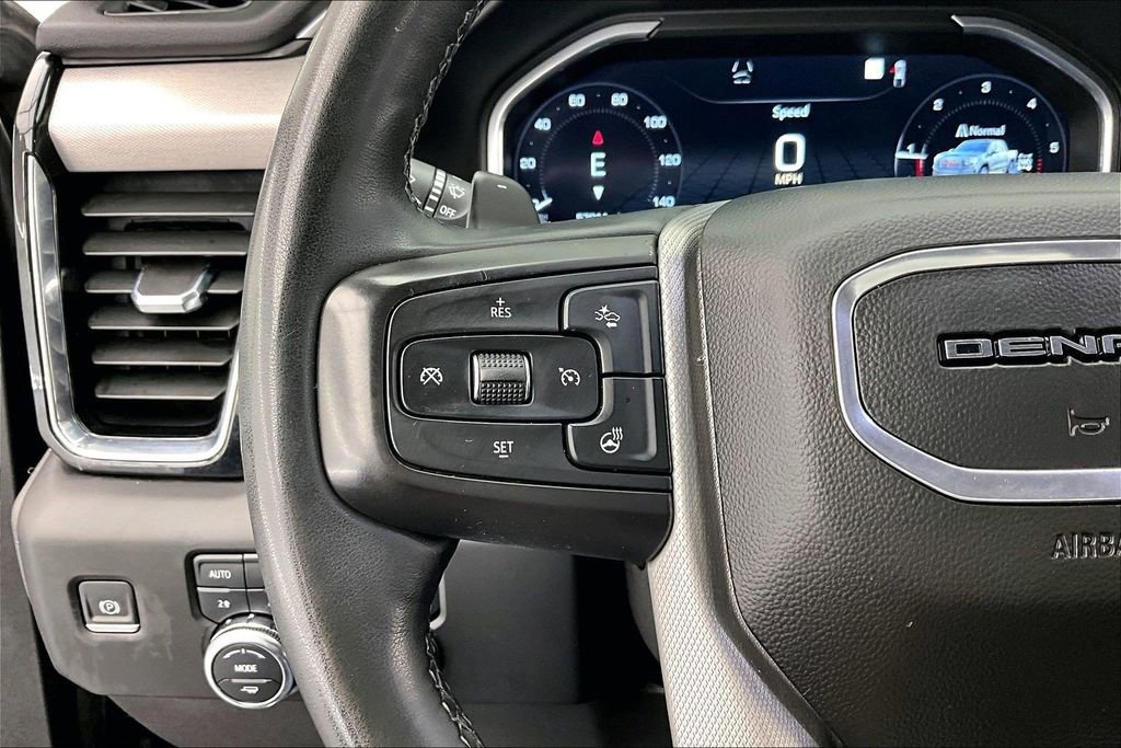 Used 2023 GMC Sierra 1500 Denali w/ Technology Package AWD/4WD image 19