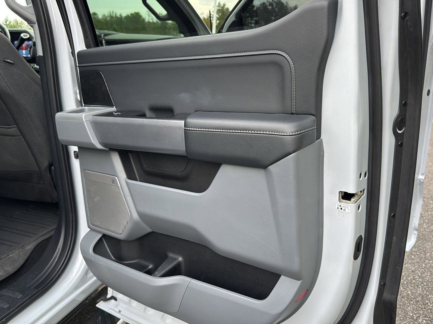 Certified 2022 Ford F150 XLT w/ Equipment Group 302A High image 13