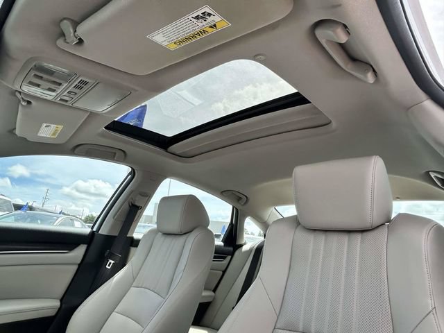 Used 2022 Honda Accord Touring image 17
