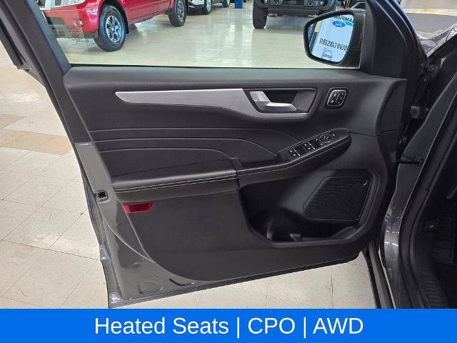 Certified 2025 Ford Escape Platinum AWD/4WD image 12