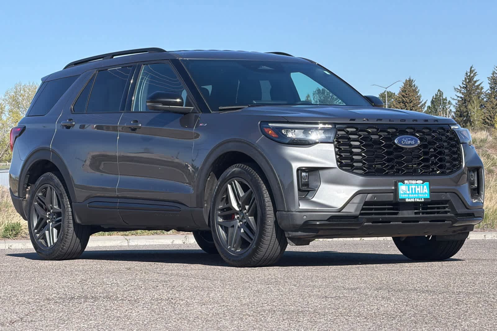 Certified 2025 Ford Explorer ST-Line w/ ST-Line Street Pack AWD/4WD image 9
