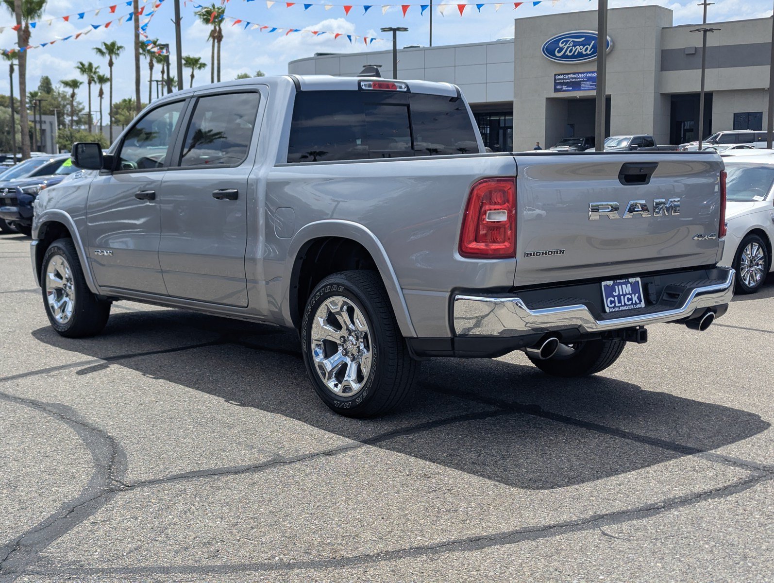 Used 2025 RAM 1500 Big Horn AWD/4WD image 4