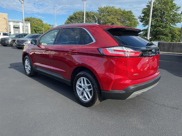 Certified 2024 Ford Edge SEL w/ Convenience Package image 3