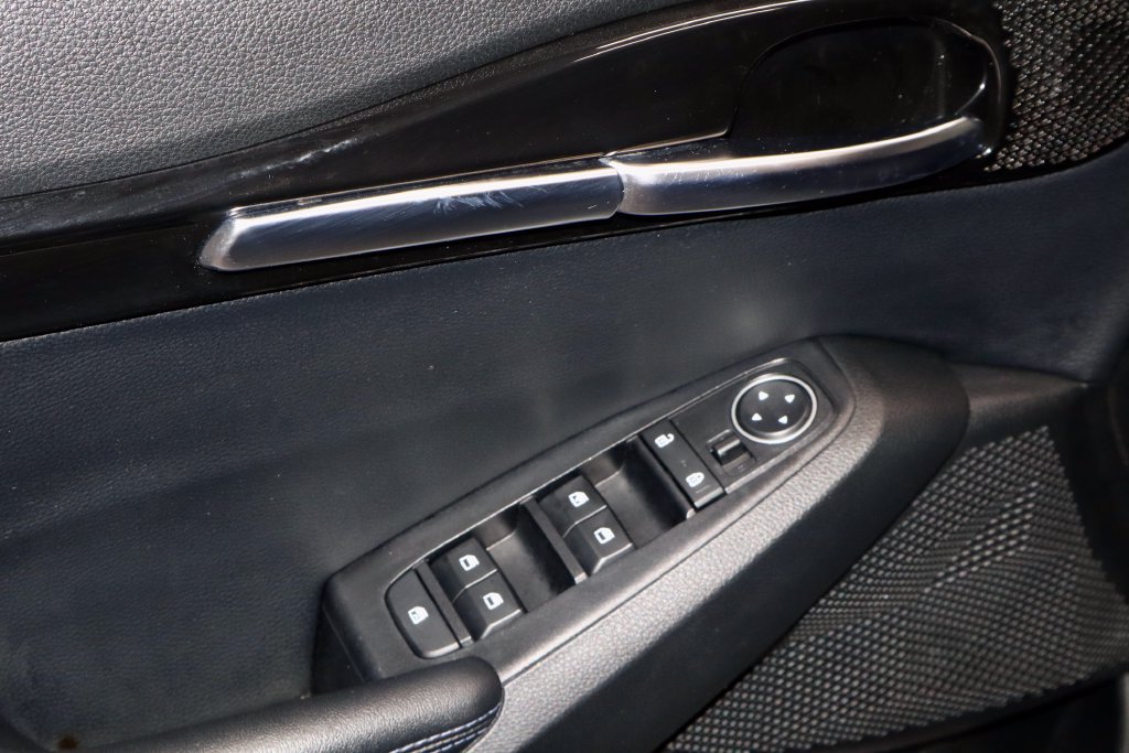 Used 2023 Kia Seltos S w/ Navigation Package AWD/4WD image 23
