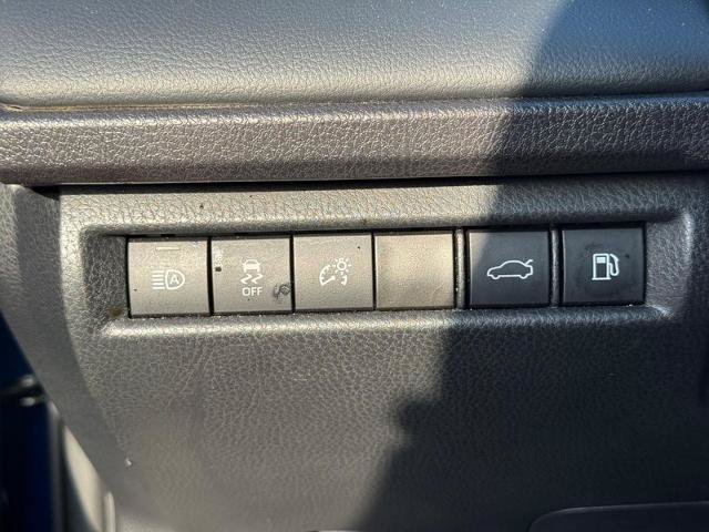 Used 2025 Toyota Camry XSE FWD image 25