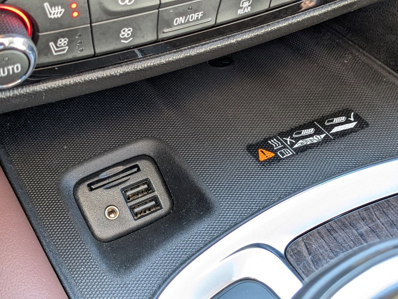 Used 2021 Buick Enclave Avenir w/ Avenir Technology Package image 30