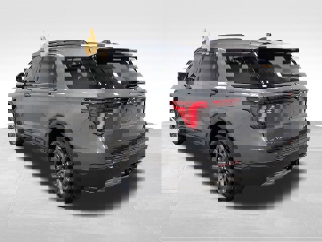 Certified 2026 Ford Explorer Active w/ Active Comfort Package image 3