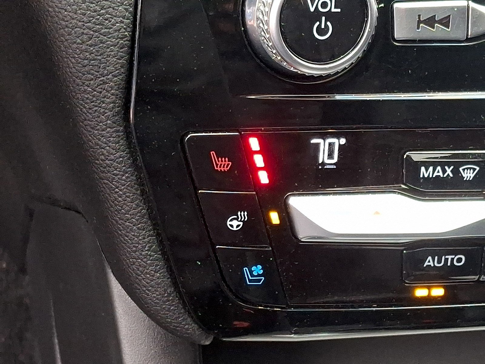 Certified 2021 Ford Explorer ST w/ Equipment Group 401A image 23