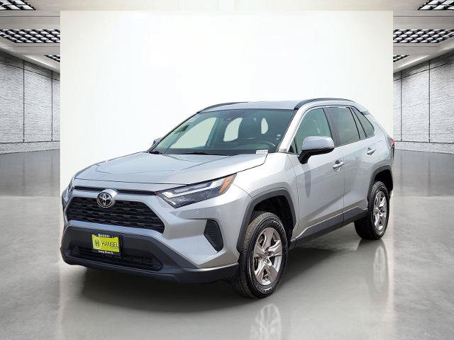 Used 2025 Toyota RAV4 XLE FWD image 11