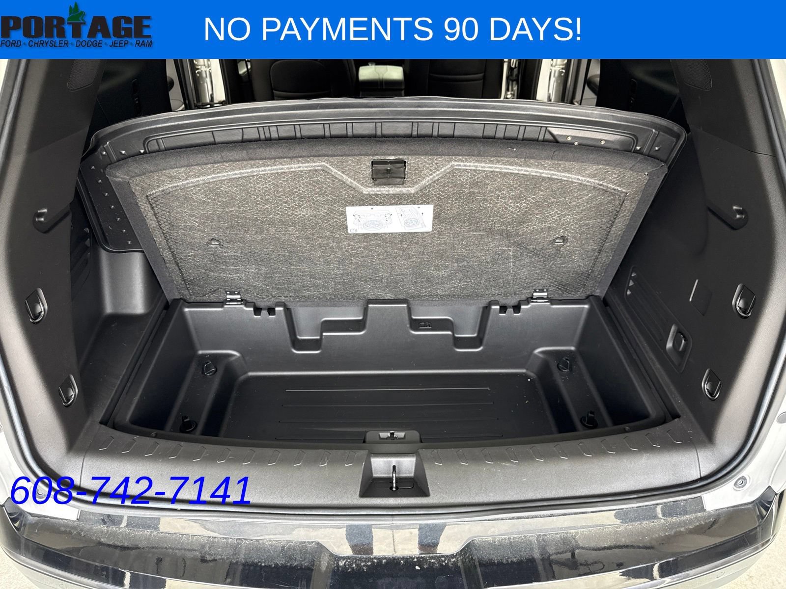 Used 2022 Chevrolet Traverse Premier w/ Redline Edition AWD/4WD image 44