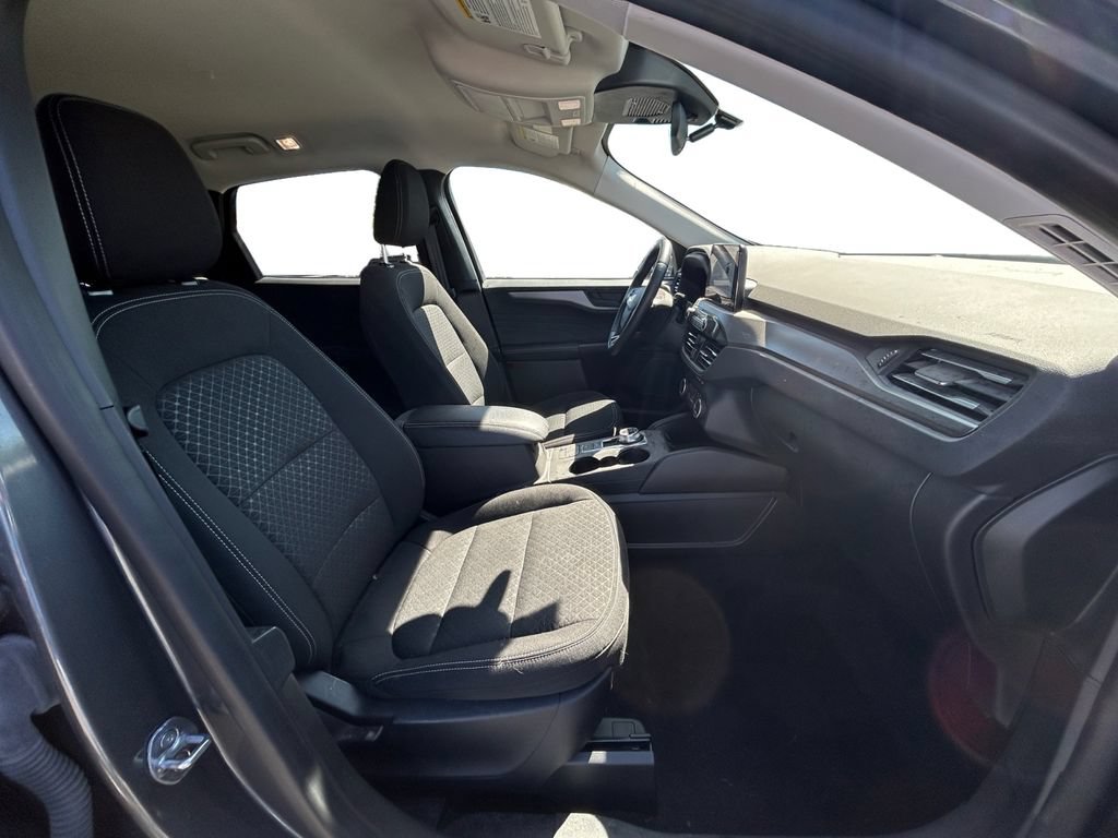 Certified 2024 Ford Escape Active AWD/4WD image 18