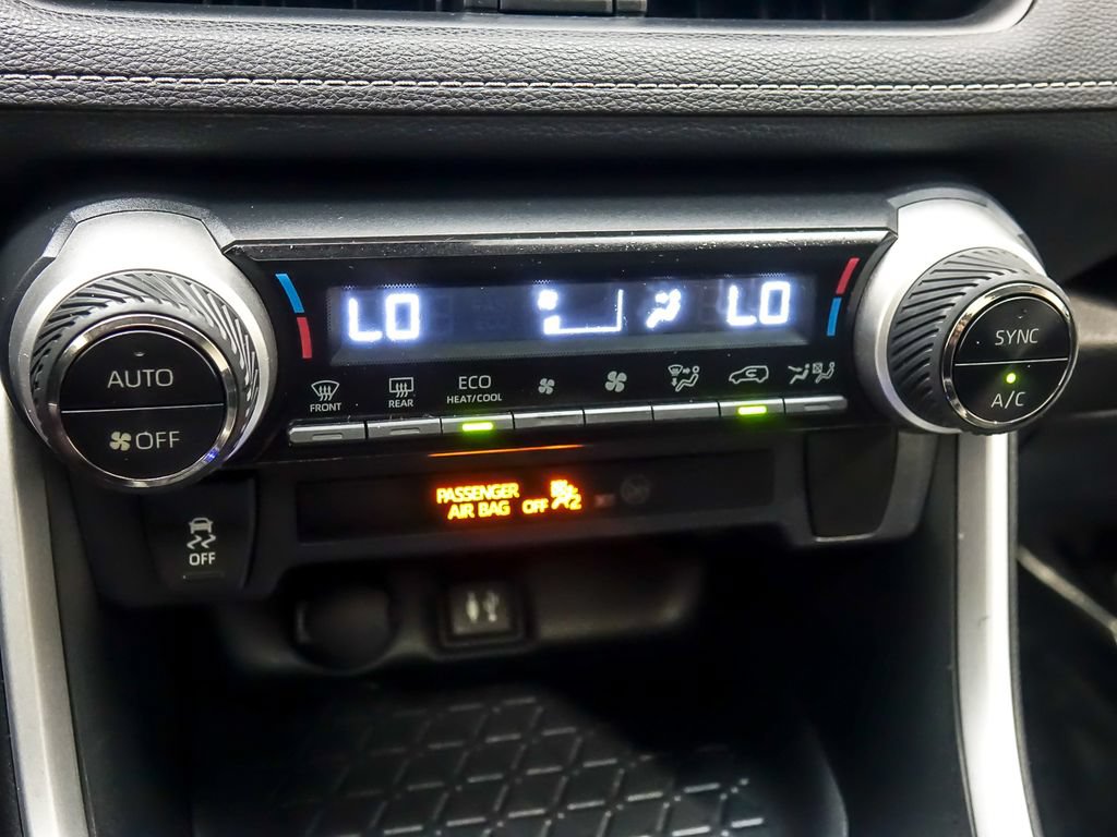 Used 2019 Toyota RAV4 XLE w/ All Weather Liner Package AWD/4WD image 19