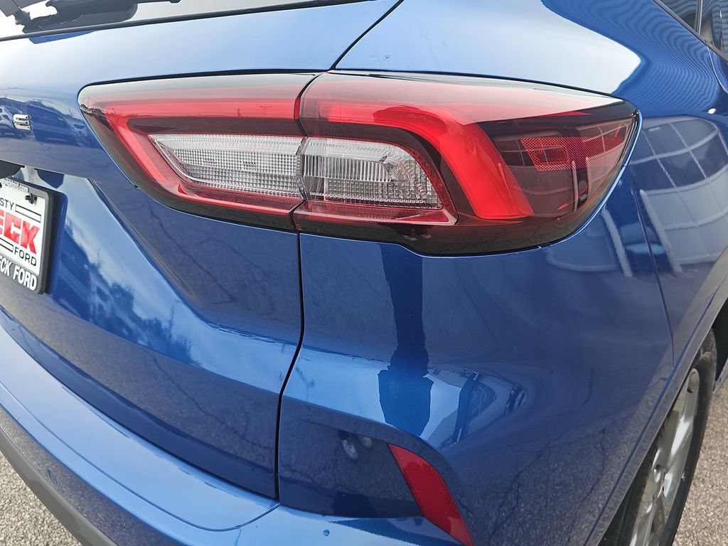 Certified 2023 Ford Escape ST-Line w/ Tech Pack #1 FWD image 35