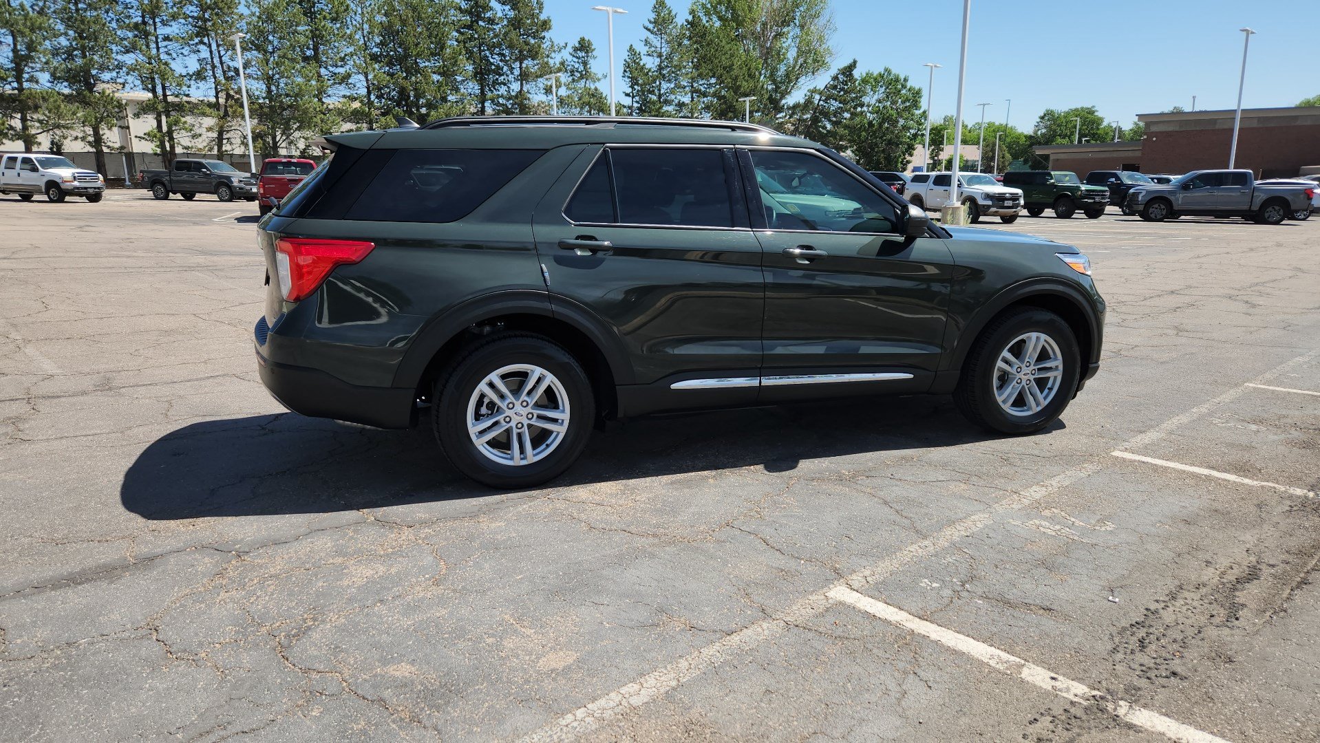 Certified 2023 Ford Explorer XLT w/ Equipment Group 202A AWD/4WD image 12