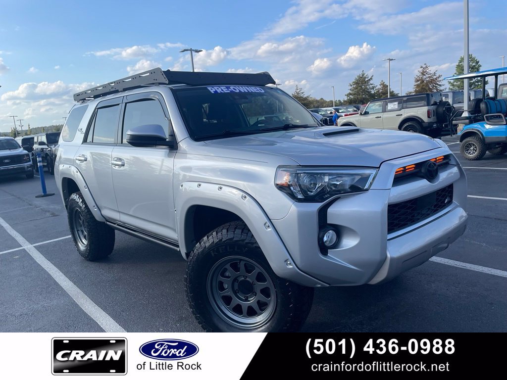 Used 2020 Toyota 4Runner TRD Off-Road AWD/4WD image 1
