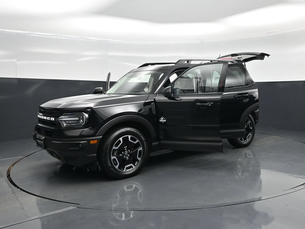 Certified 2023 Ford Bronco Sport Outer Banks w/ Tech Package AWD/4WD image 32
