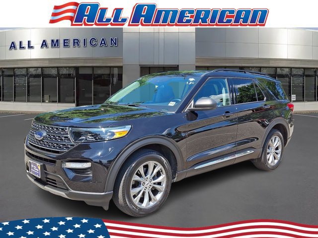 Certified 2023 Ford Explorer XLT w/ Equipment Group 202A