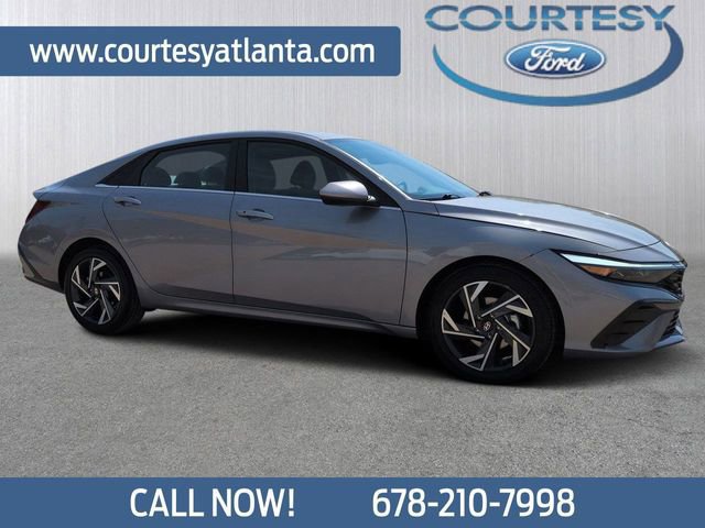 Used 2025 Hyundai Elantra SEL image 6