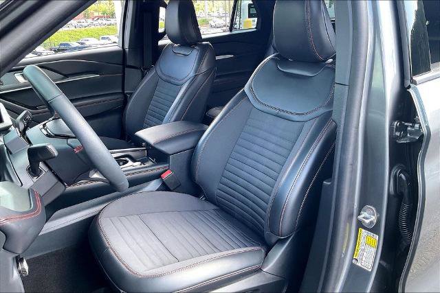 Certified 2025 Ford Explorer ST-Line w/ Premium Package RWD image 24
