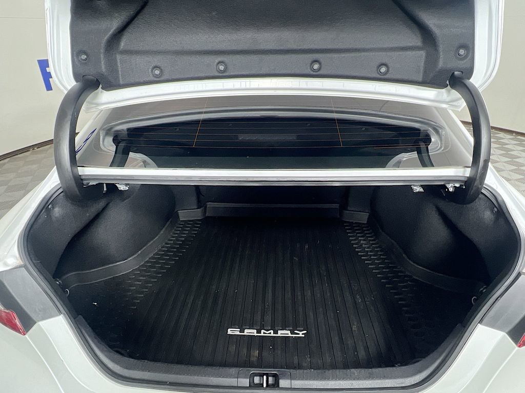 Used 2021 Toyota Camry XSE image 29