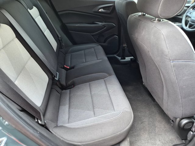 Used 2026 Chevrolet Trax LS FWD image 24