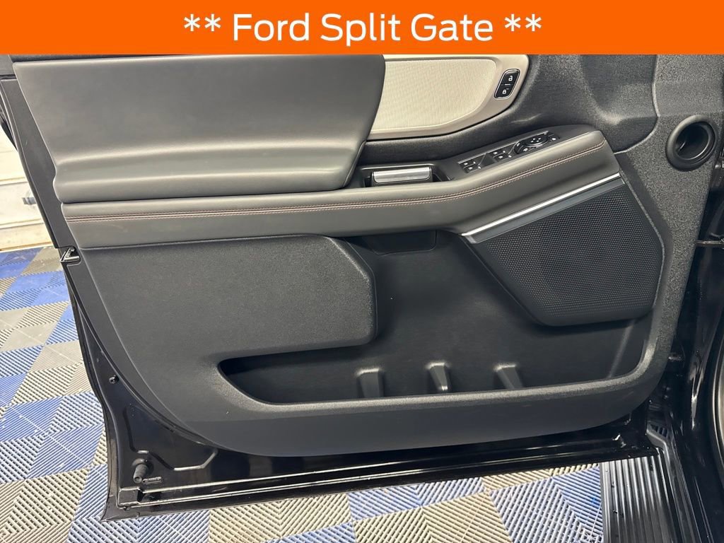 Certified 2025 Ford Expedition Active image 10