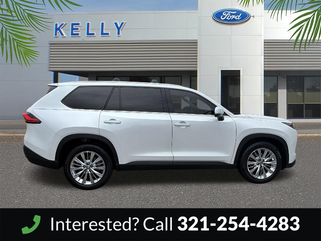 Used 2024 Toyota Grand Highlander AWD image 6