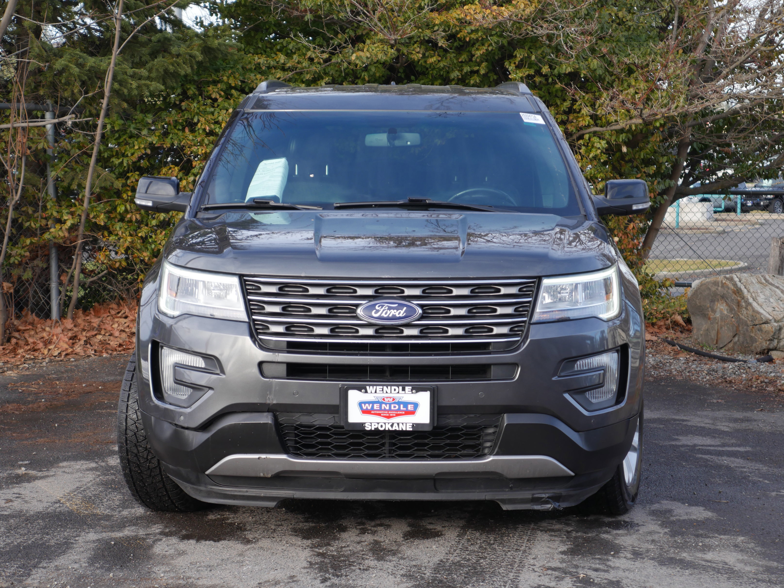 Certified 2017 Ford Explorer XLT w/ Equipment Group 202A image 8