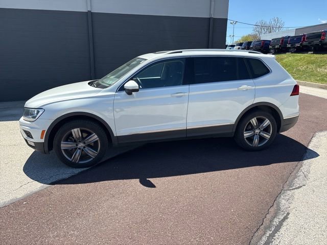 Used 2021 Volkswagen Tiguan SEL AWD/4WD image 4