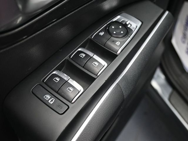 Used 2023 Kia Sorento LX image 14