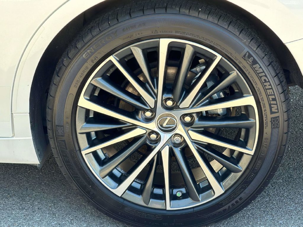 Used 2023 Lexus ES 350 w/ Premium Package FWD image 14
