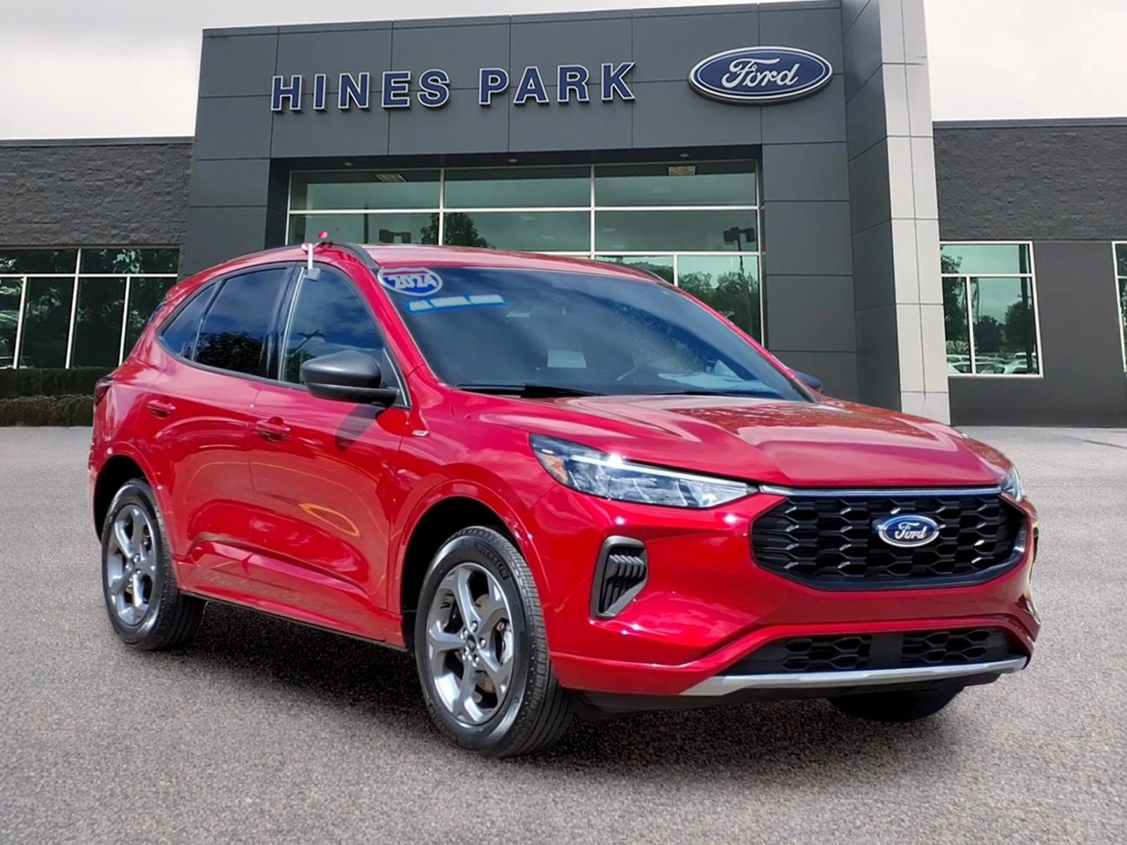Certified 2024 Ford Escape ST-Line w/ Tech Pack #1 AWD/4WD image 1