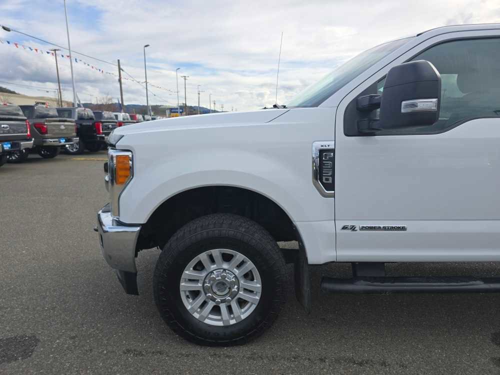 Certified 2017 Ford F350 XLT w/ XLT Value Package image 19