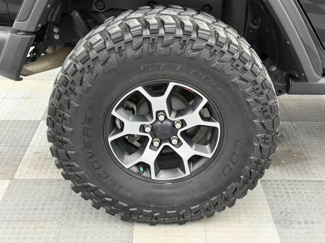 Used 2018 Jeep Wrangler Unlimited Rubicon w/ Safety Group AWD/4WD image 13