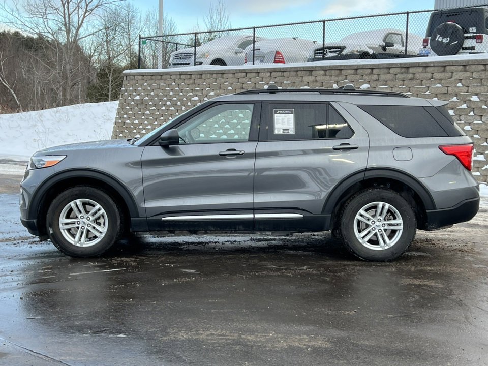 Certified 2023 Ford Explorer XLT w/ Equipment Group 202A image 45