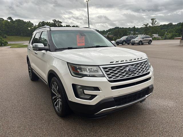 Certified 2017 Ford Explorer Platinum AWD/4WD image 6