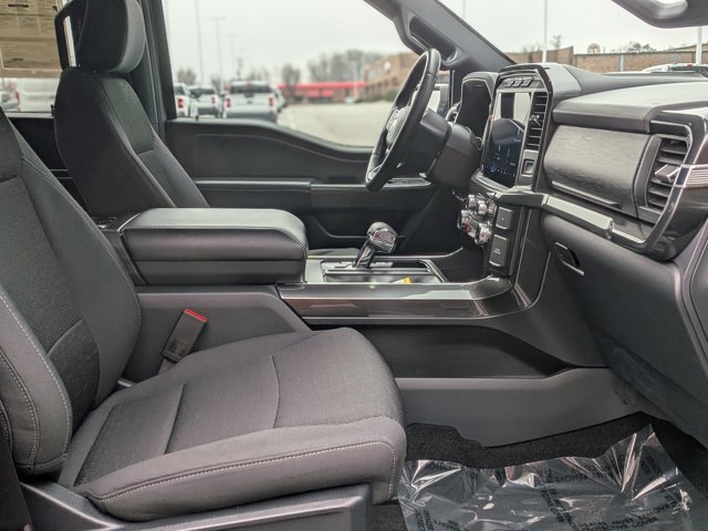 Certified 2022 Ford F150 XLT w/ Equipment Group 302A High image 38