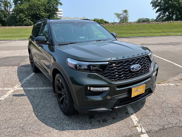 Certified 2024 Ford Explorer ST w/ Equipment Group 401A AWD/4WD image 2