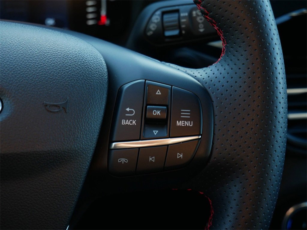 Certified 2024 Ford Escape ST-Line image 18