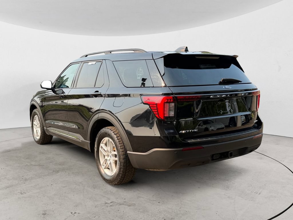 Certified 2025 Ford Explorer Active AWD/4WD image 7