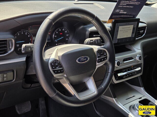 Certified 2023 Ford Explorer XLT w/ Equipment Group 202A AWD/4WD image 15
