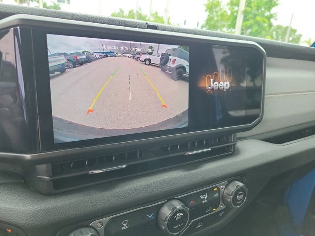 Used 2024 Jeep Wrangler Sport AWD/4WD image 28