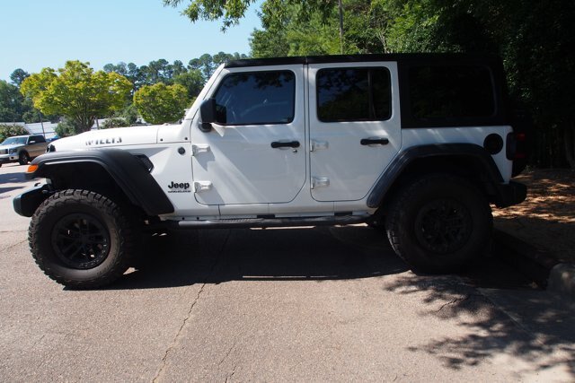 Used 2024 Jeep Wrangler Unlimited Sport AWD/4WD image 4
